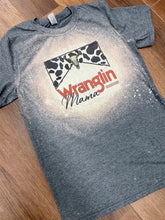 Load image into Gallery viewer, Wraglin&#39; Mama Tee
